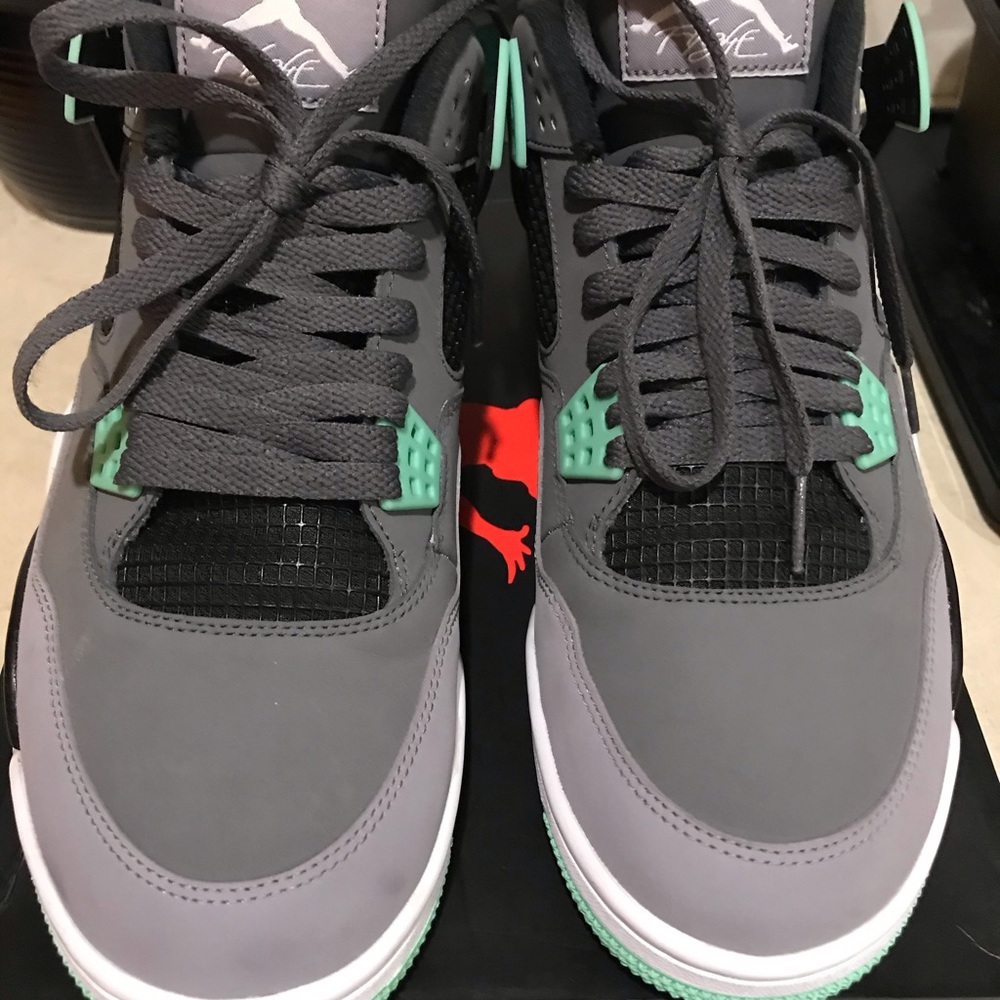 Retro Jordan 4 Glo sz 12/5 - Picture 2 of 10